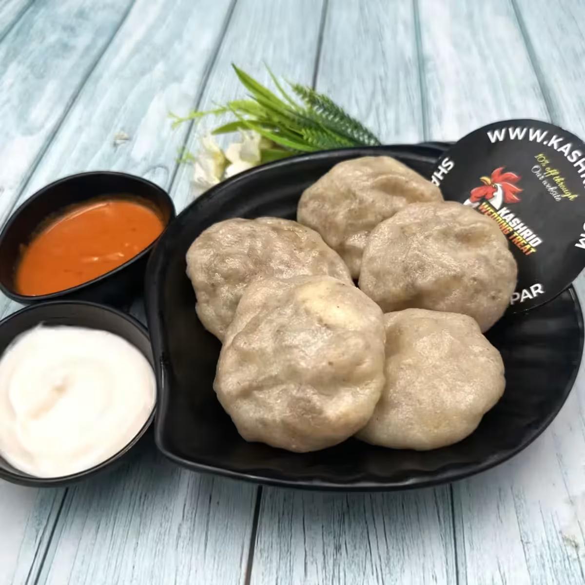 Suji Momos with Malai Paneer